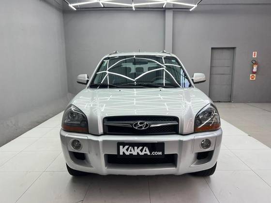 HYUNDAI TUCSON 2.0 MPFI GLS 16V 143CV 2WD FLEX 4P AUTOMÁTICO HYUNDAI TUCSON 2.0 MPFI GLS 16V 143CV 2WD FLEX 4P AUTOMÁTICO